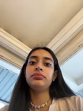 Snapshot of leilani_X chatting on June 5, 1:28 pm leilani X online show from June 5, 1:28 pm