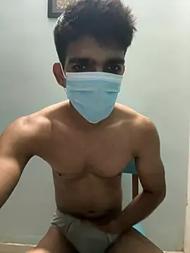 Snapshot of BombaySam78 chatting on May 14, 2:40 am BombaySam78 online show from May 14, 2:40 am
