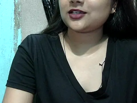 NayraG online show from June 28, 5:30 pm