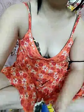 Snapshot of Manisha-Rai chatting on April 28, 2:33 pm Manisha-Rai online show from April 28, 2:33 pm