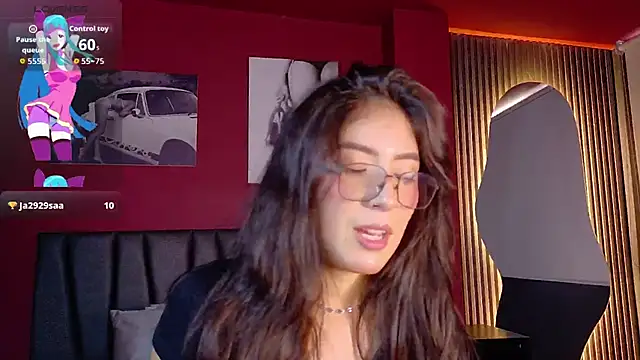 Snapshot of MiiaCullens chatting on May 7, 1:38 pm MiiaCullens online show from May 7, 1:38 pm