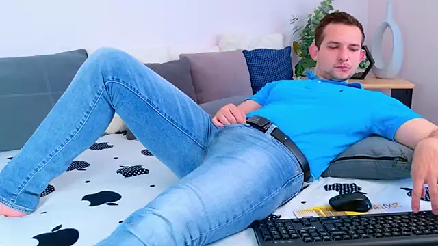 Jimmy Doss online show from April 21, 7:36 am