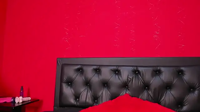 ailyn-17 online show from March 5, 9:33 pm