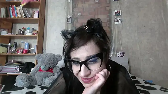 Snapshot of Barbie_Rococo chatting on May 5, 6:27 pm Barbie Rococo online show from May 5, 6:27 pm