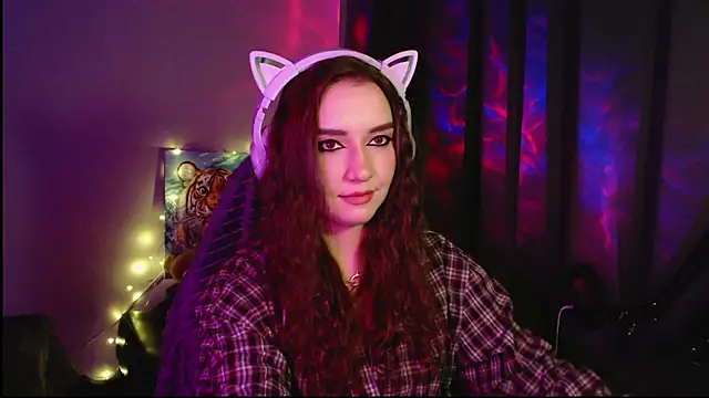Snapshot of Celia_Sensual_ chatting on April 24, 8:11 pm Celia Sensual online show from April 24, 8:11 pm
