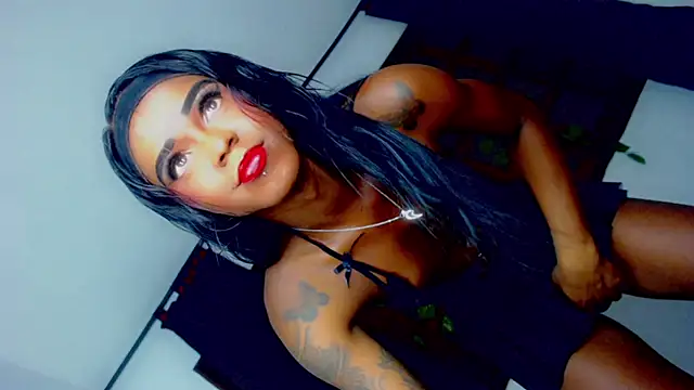 laaura dolll online show from March 27, 1:44 am