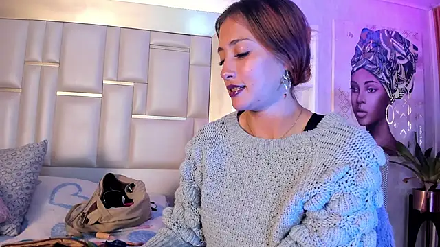 ZoeTaylorl online show from April 20, 12:19 pm