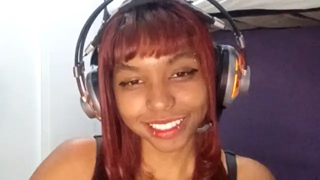 emilycloves online show from March 20, 3:11 am