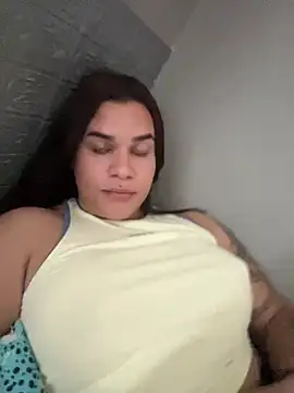 Gabrielaparaiso online show from May 2, 6:24 pm