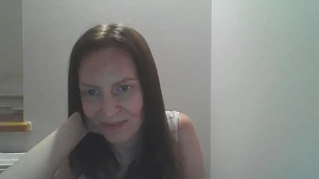 Snapshot of AnnaTight chatting on June 11, 8:29 pm AnnaTight online show from June 11, 8:29 pm