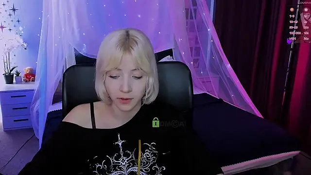 Snapshot of _sabrina_moore chatting on May 1, 8:52 am sabrina moore online show from May 1, 8:52 am
