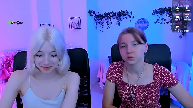 Snapshot of _sabrina_moore chatting on July 19, 6:44 pm sabrina moore online show from July 19, 6:44 pm