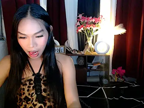 SweetyScarlet online show from May 6, 4:45 pm