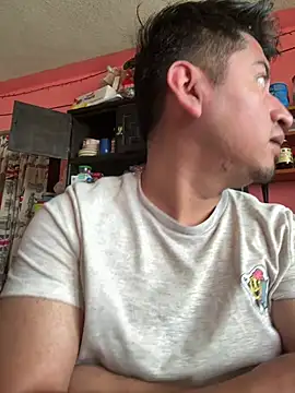 Snapshot of GoldenM95 chatting on June 29, 6:08 pm GoldenM95 online show from June 29, 6:08 pm