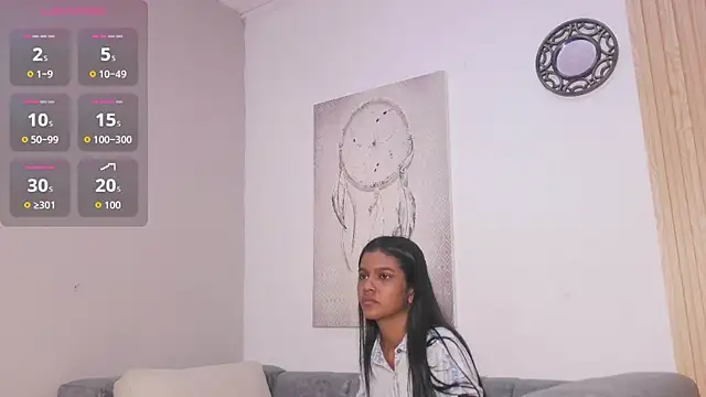 Snapshot of queen_adhara chatting on April 26, 12:36 pm queen adhara online show from April 26, 12:36 pm