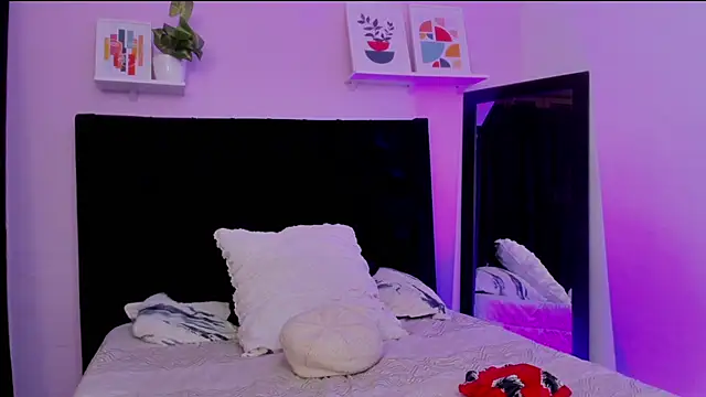 Morgan Bladee online show from April 14, 1:06 pm