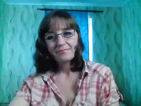 Alisaprice077 online show from April 1, 8:59 am