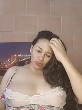 Snapshot of sexy-pregnant1 chatting on June 14, 4:42 pm sexy-pregnant1 online show from June 14, 4:42 pm