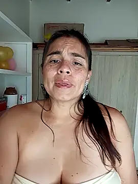 BettyBoo w online show from April 15, 1:29 pm