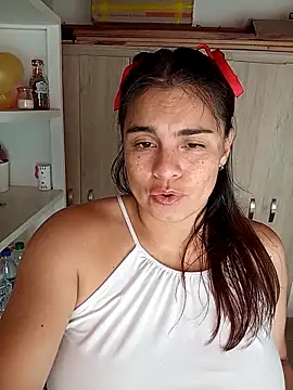 BettyBoo w online show from April 18, 1:37 pm