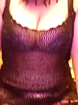 Snapshot of karamil69sxx chatting on March 31, 10:43 pm karamil69sxx online show from March 31, 10:43 pm