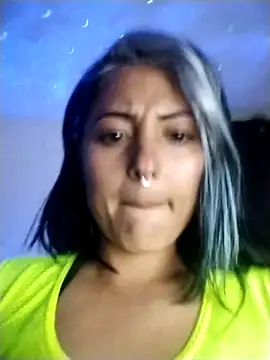 Snapshot of sweet_cherry420 chatting on March 9, 2:04 am sweet cherry420 online show from March 9, 2:04 am