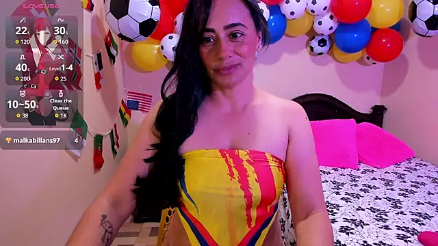 Snapshot of sara_florez12 chatting on June 12, 11:42 am sara florez12 online show from June 12, 11:42 am