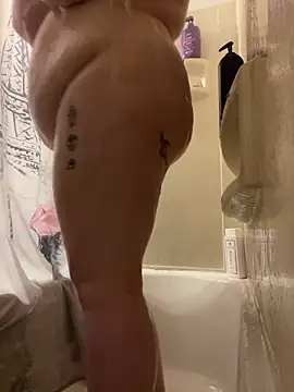 cuti3pi366 online show from March 7, 7:00 pm