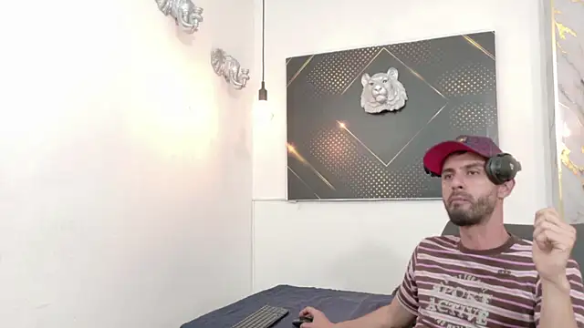 KingOfTemptation online show from May 20, 3:13 am