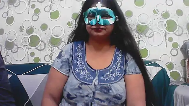 Snapshot of hard_to_do__ chatting on May 24, 3:28 pm hard to do online show from May 24, 3:28 pm