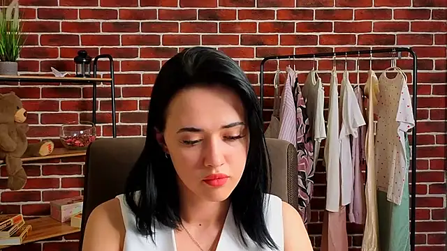 Snapshot of FrancessGonzalez chatting on March 30, 1:23 pm FrancessGonzalez online show from March 30, 1:23 pm