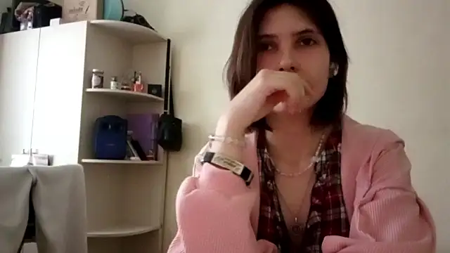 FluffyKisses online show from March 9, 1:26 pm