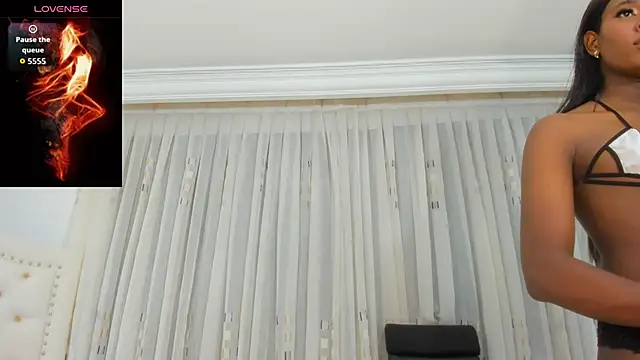 Snapshot of Melisa_Ebony chatting on May 3, 9:21 pm Melisa Ebony online show from May 3, 9:21 pm