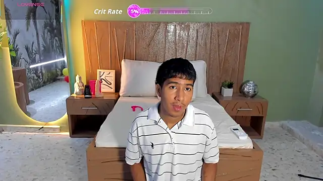 Ender h0tt online show from July 9, 8:24 pm