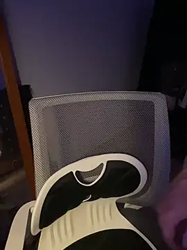 Snapshot of niceguys666 chatting on March 24, 3:17 pm niceguys666 online show from March 24, 3:17 pm