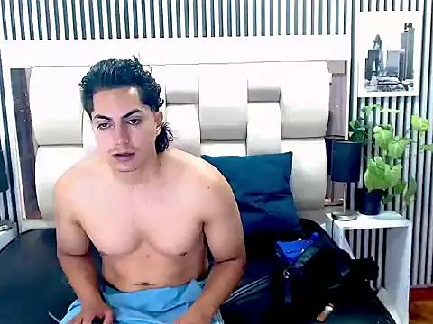 Snapshot of Alex_Wolft chatting on July 9, 12:20 pm Alex Wolft online show from July 9, 12:20 pm