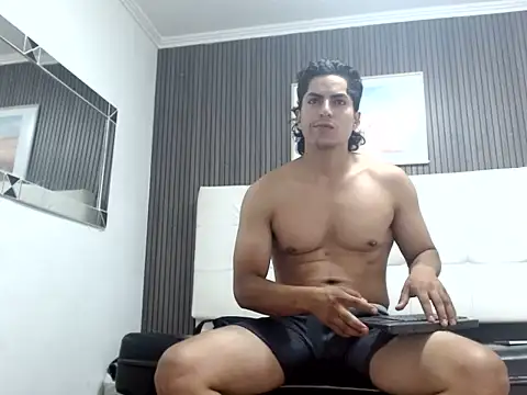 Snapshot of Alex_Wolft chatting on July 29, 2:43 am Alex Wolft online show from July 29, 2:43 am