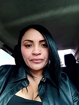 Snapshot of EstrellaSmmith chatting on May 24, 3:39 pm EstrellaSmmith online show from May 24, 3:39 pm