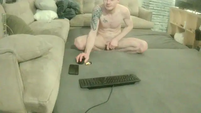 rudy25cm online show from March 9, 11:42 pm