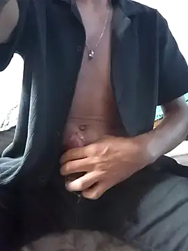 SeuDono  online show from April 26, 9:29 am