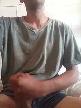 SeuDono  online show from July 12, 7:05 pm