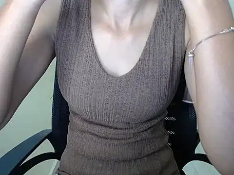 shreya sharma01 online show from April 25, 4:59 am