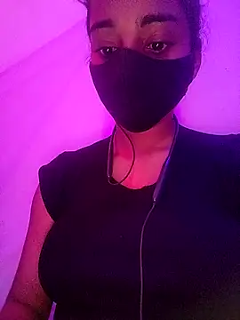 Snapshot of sapna_singh20 chatting on March 10, 3:39 pm sapna singh20 online show from March 10, 3:39 pm