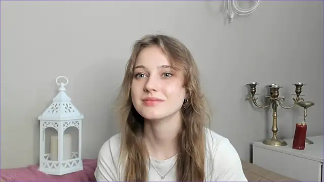 RubieHeiser online show from April 15, 6:15 pm