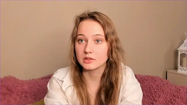 RubieHeiser online show from April 23, 12:29 pm