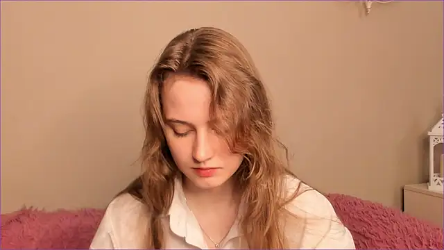 RubieHeiser online show from April 24, 9:34 am