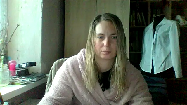 Mollie365 online show from April 12, 3:33 am