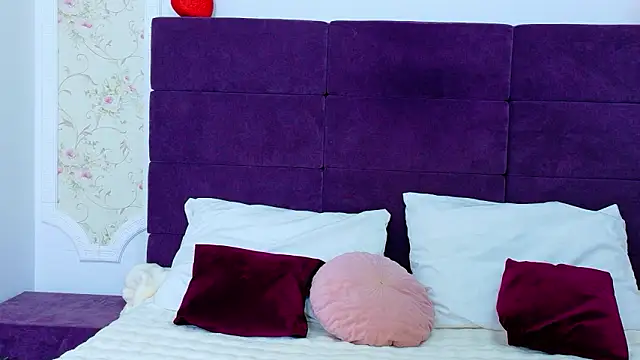 NataliaCroft online show from March 13, 3:29 pm