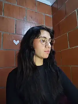 Snapshot of Amanda_x1 chatting on May 27, 7:44 pm Amanda x1 online show from May 27, 7:44 pm