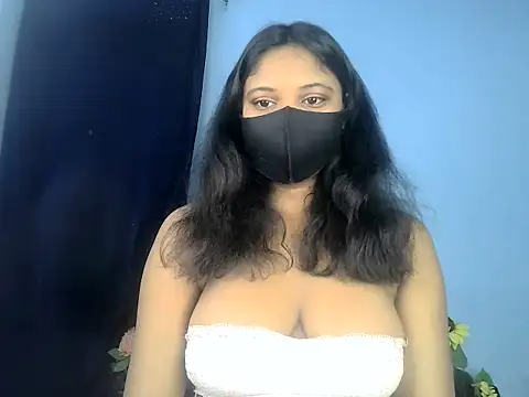 KASHISH SINGH  online show from April 23, 2:41 pm